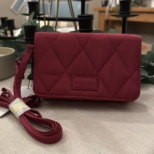 NWT - Vera Bradley Ultralight RFID 3-in-1 Crossbody Bag in Cabernet